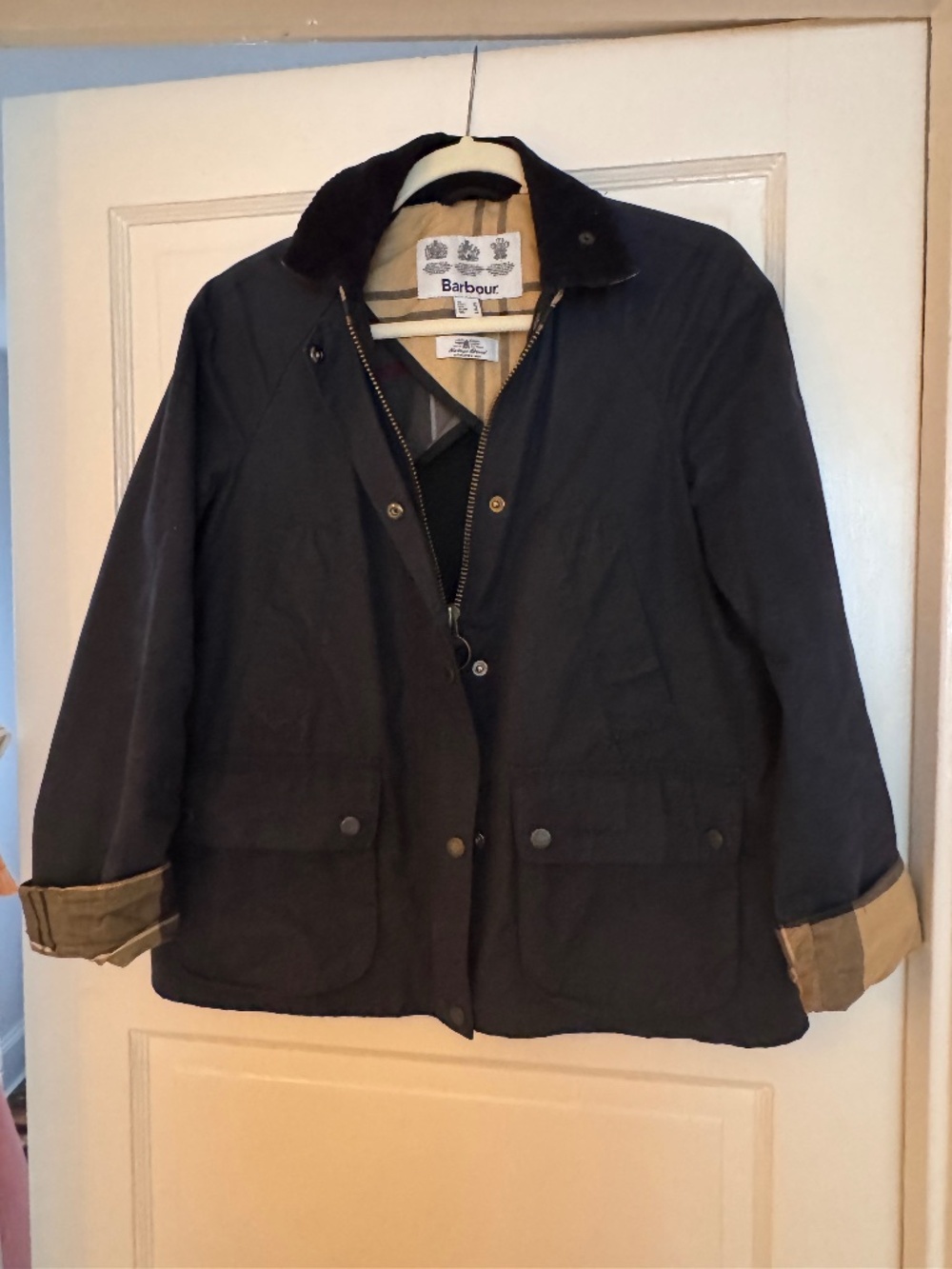 Women’s Barbour Navy Wax Jacket – Women’s US 6 –Heritage Style  Authentic